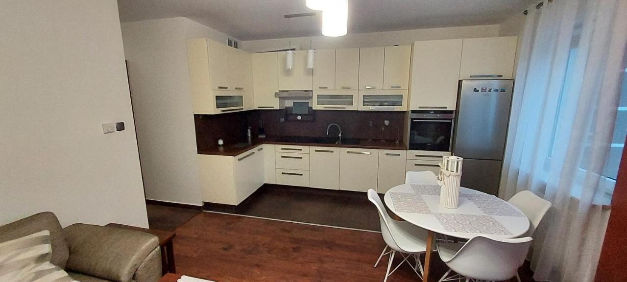 Apartament Blisko Trasy S3 Nowa Sol Eksteriør billede